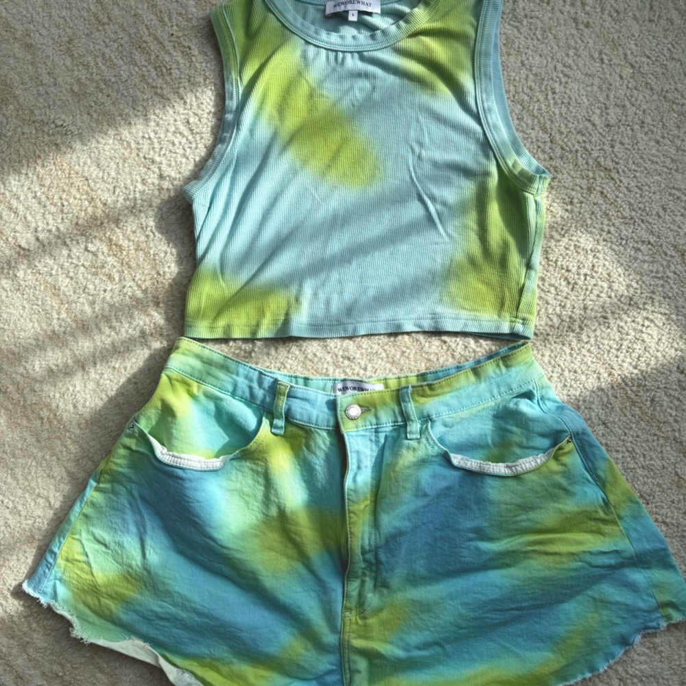 We wore what tie dye set